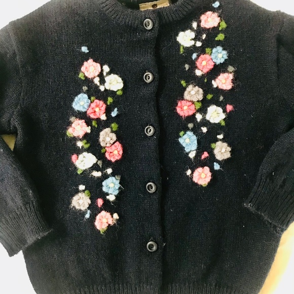 Vintage Shirakaba Tokyo Navy Wool Child Sweater with Floral Design, Size 5-6 - Picture 3 of 6